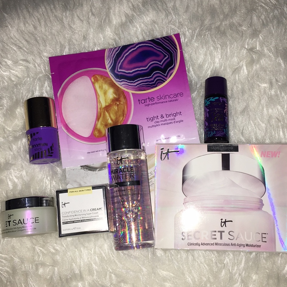 Tarte skincare & it cosmetics sample bundle